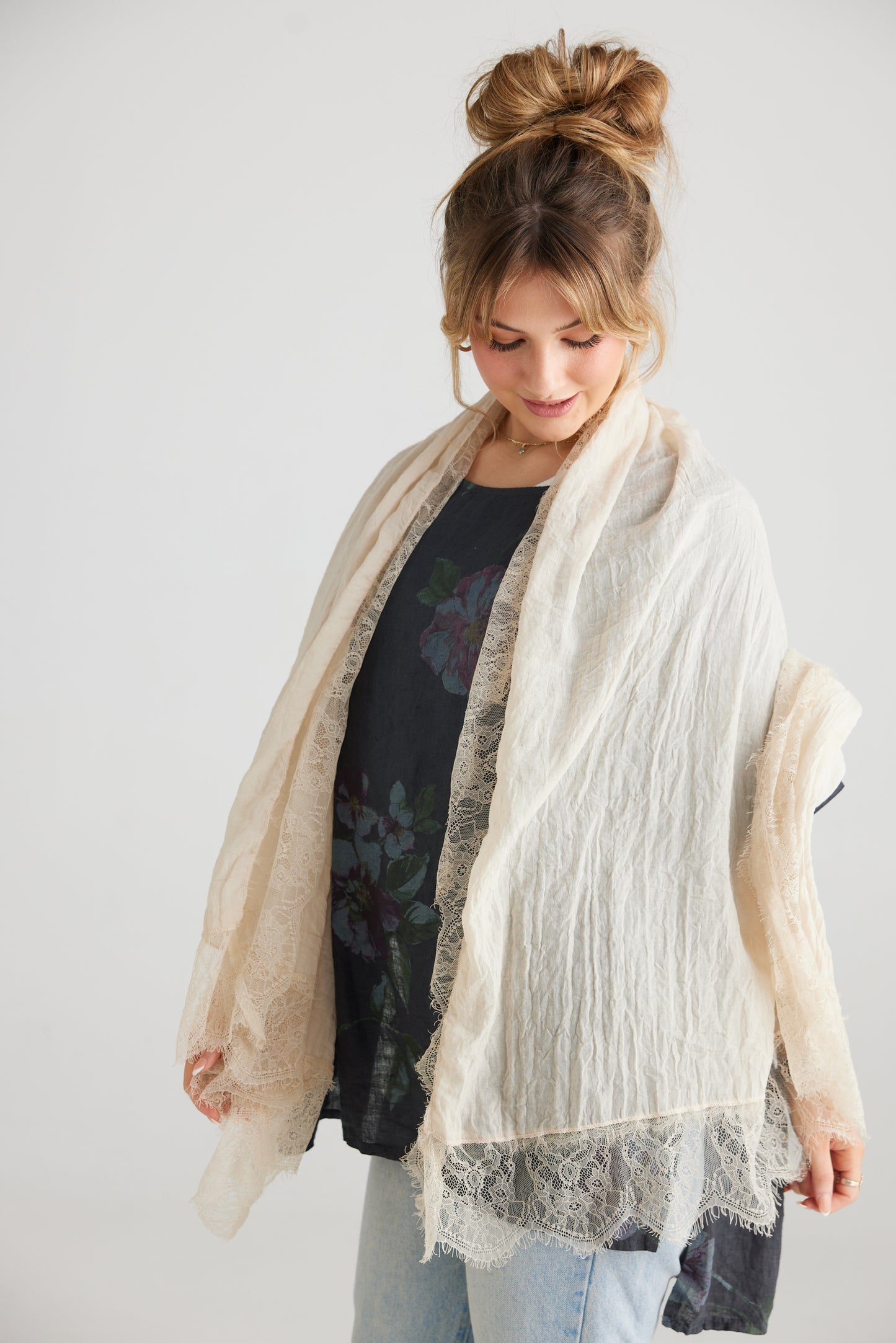 Midsummers dream scarf. Vanilla