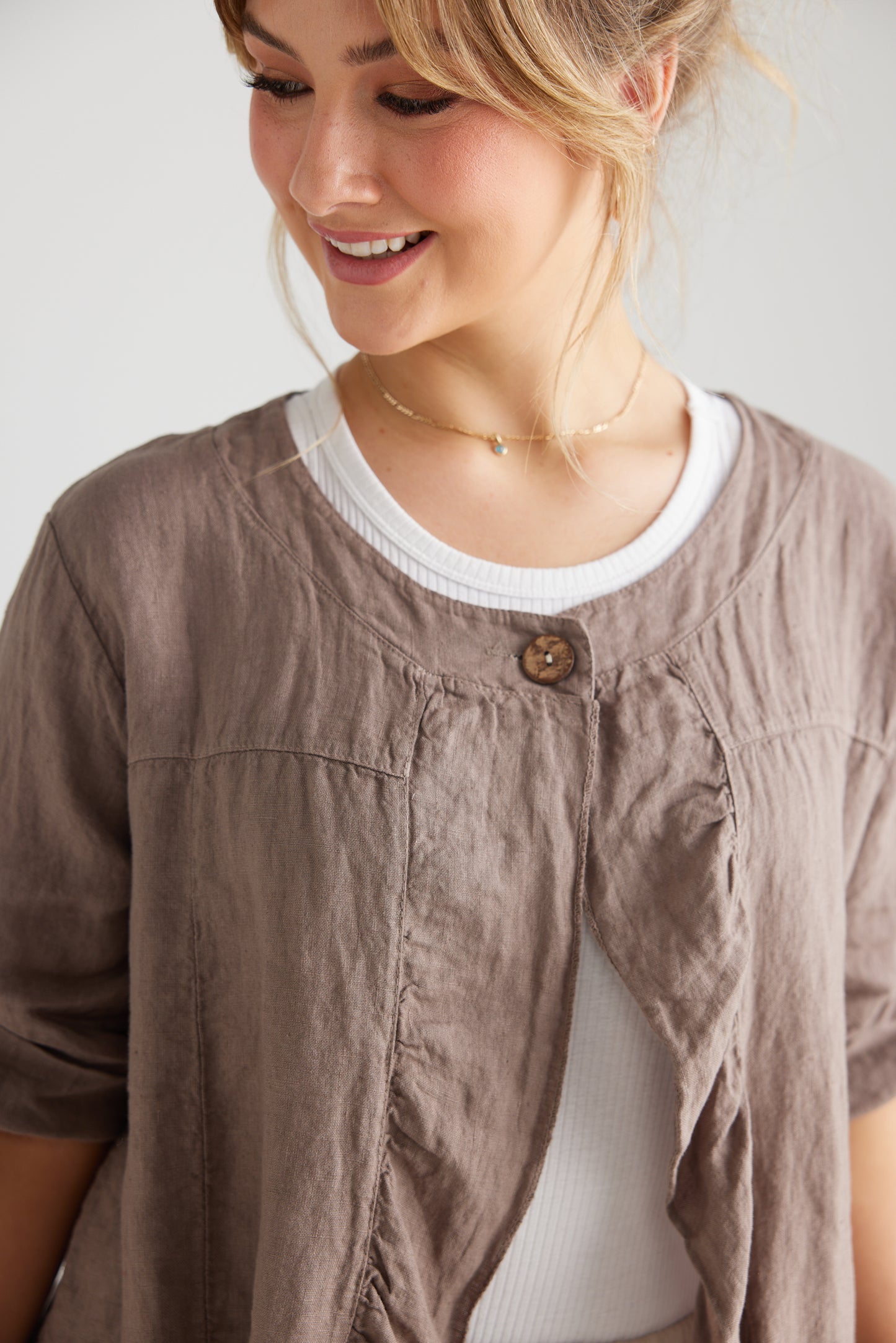 Fifi Linen Jacket. Coffee