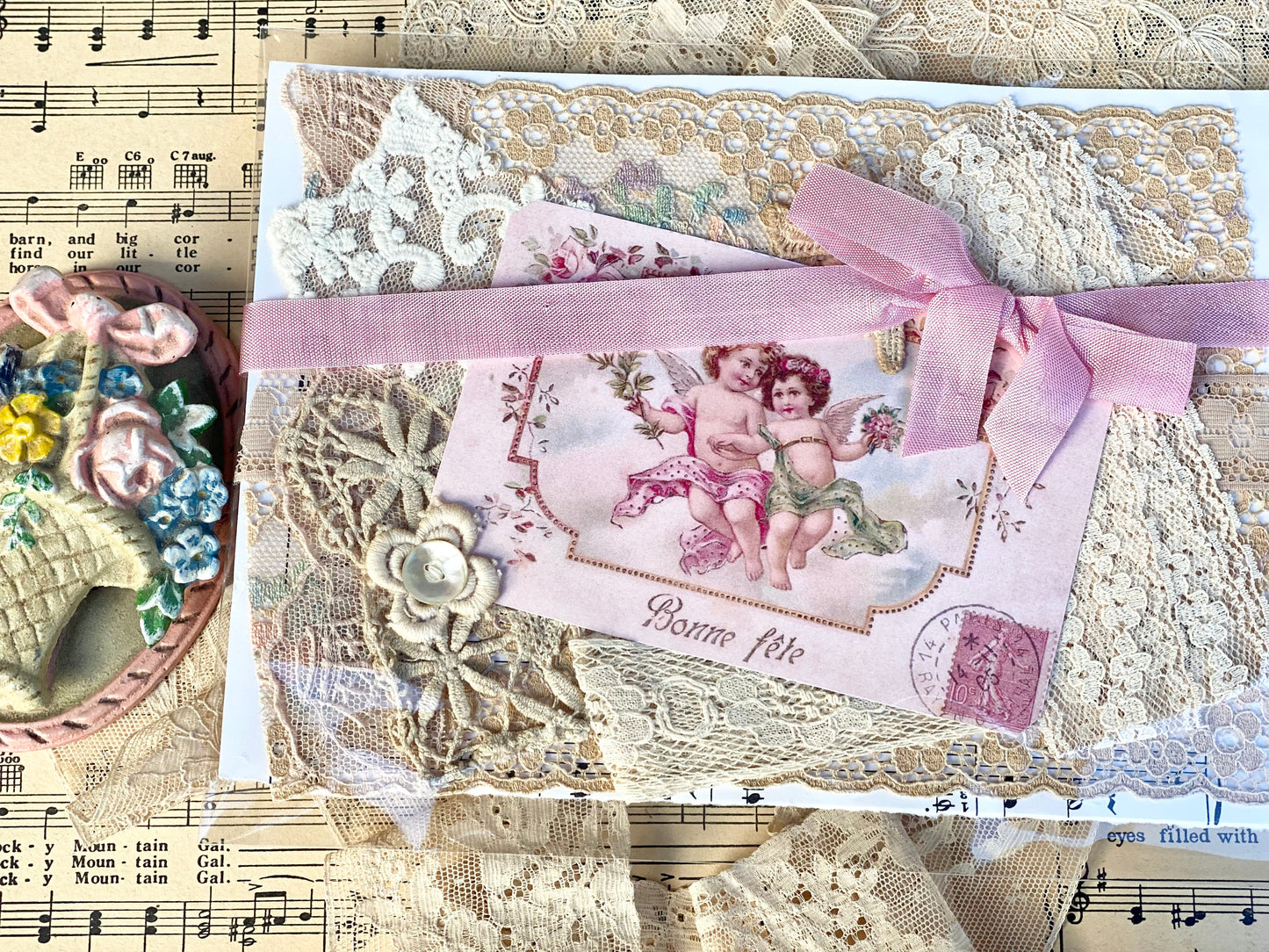 Antique lace ephemera Pack. Angels & lace