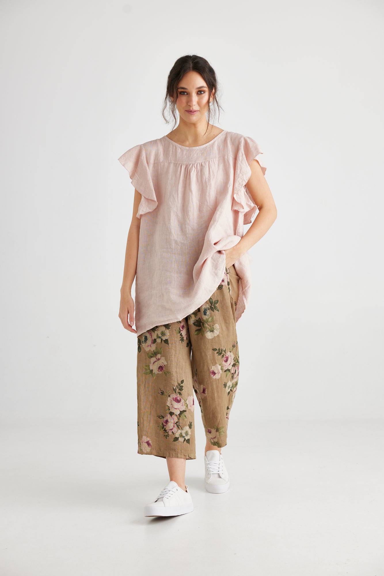 Bella linen top. Blush