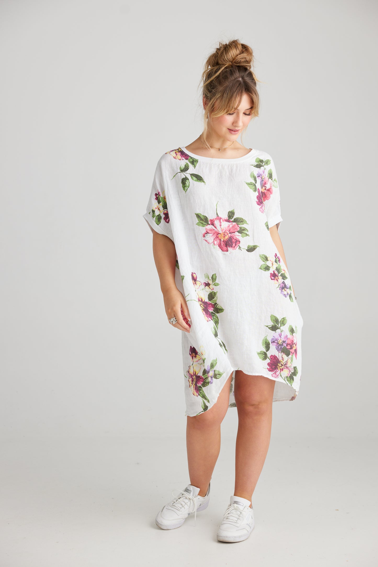 Rosabella linenDress. White. Vintage Rose