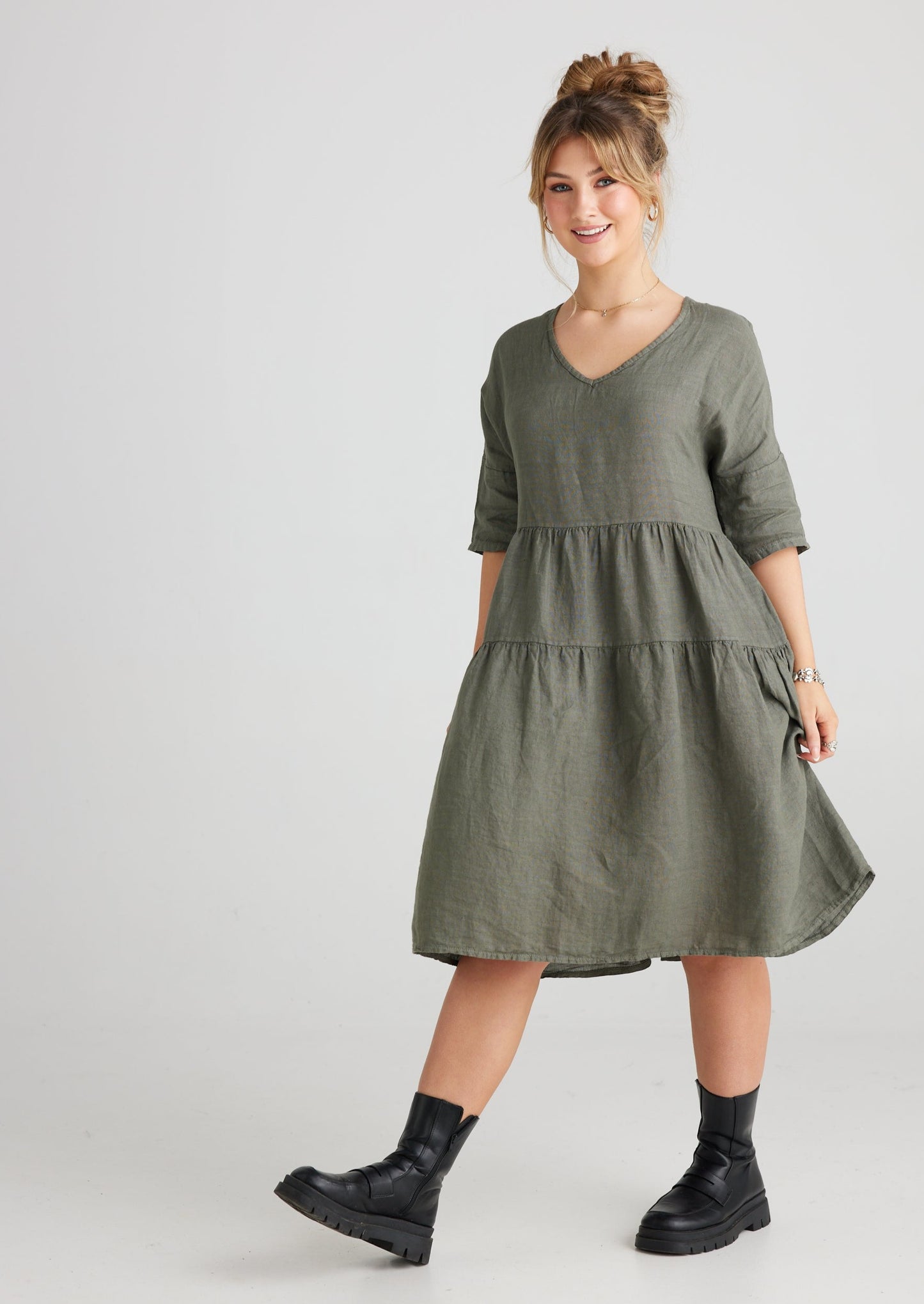 Stella Linen Dress. Khaki