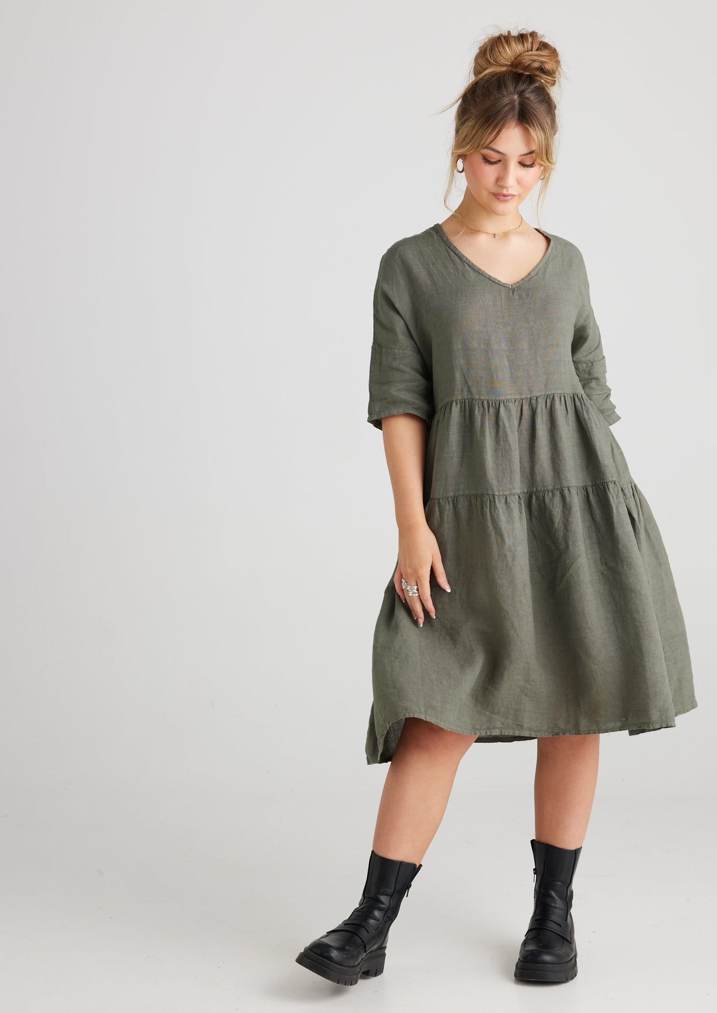 Stella Linen Dress. Khaki