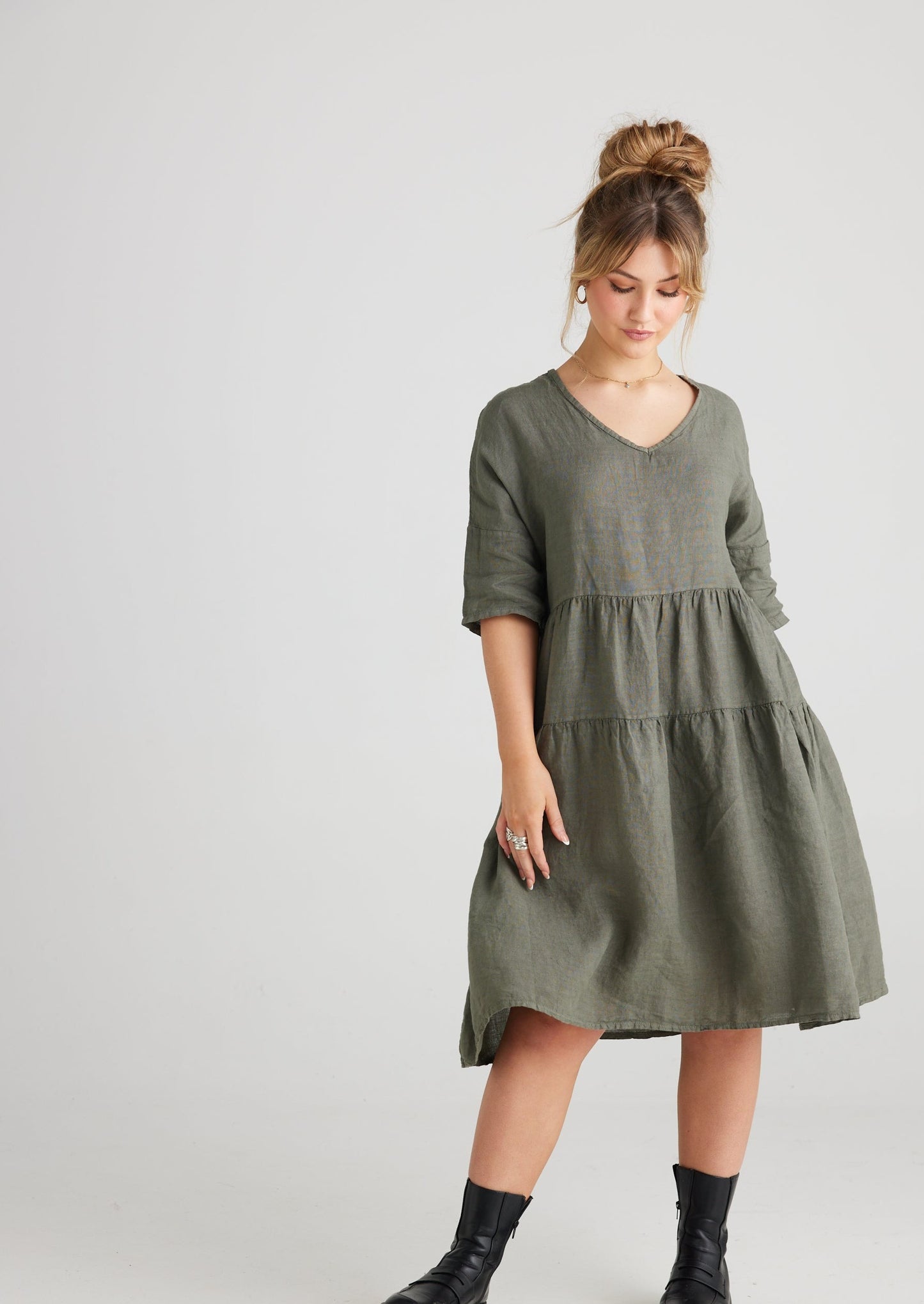 Stella Linen Dress. Khaki
