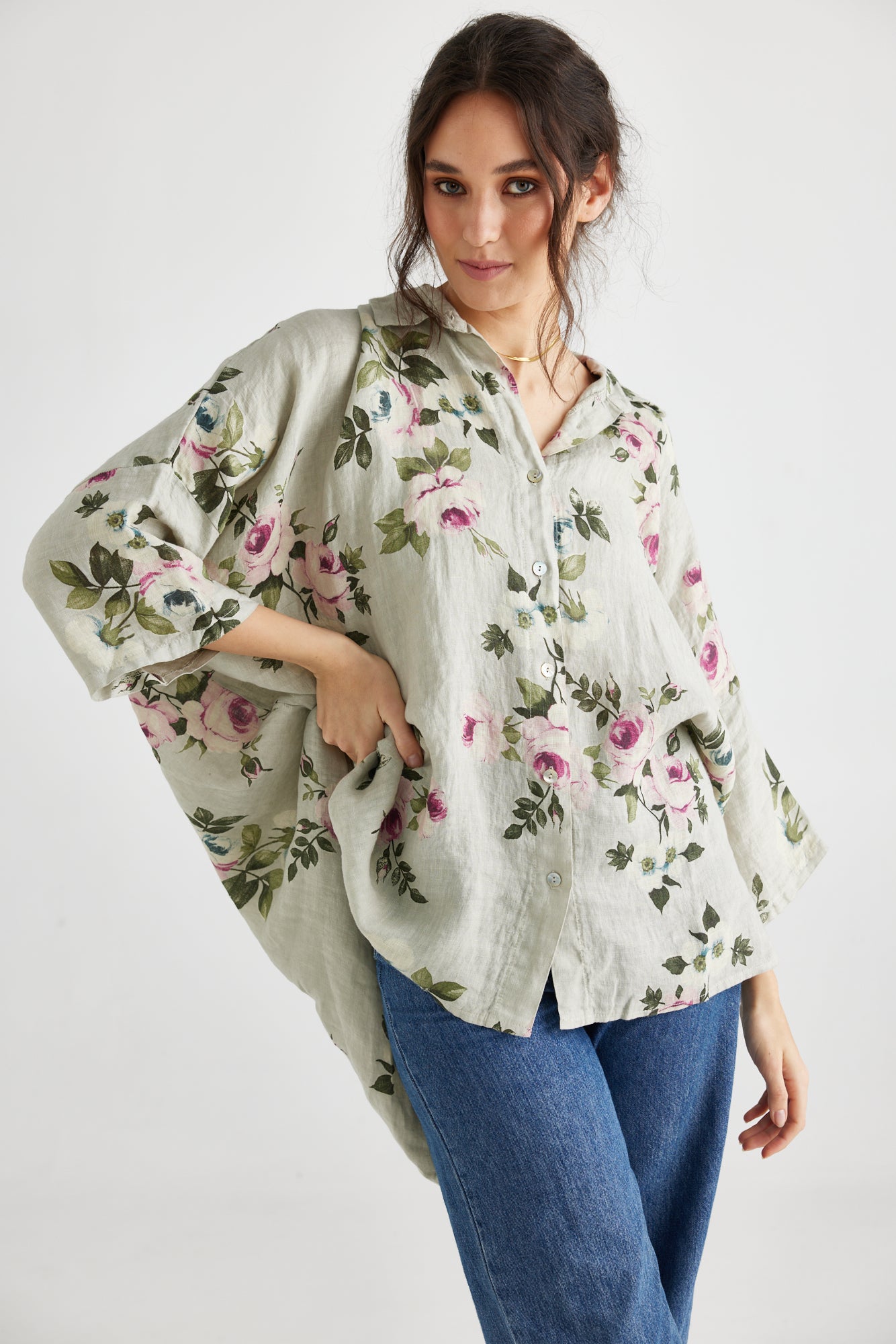 Teddie floral linen shirt. Natural