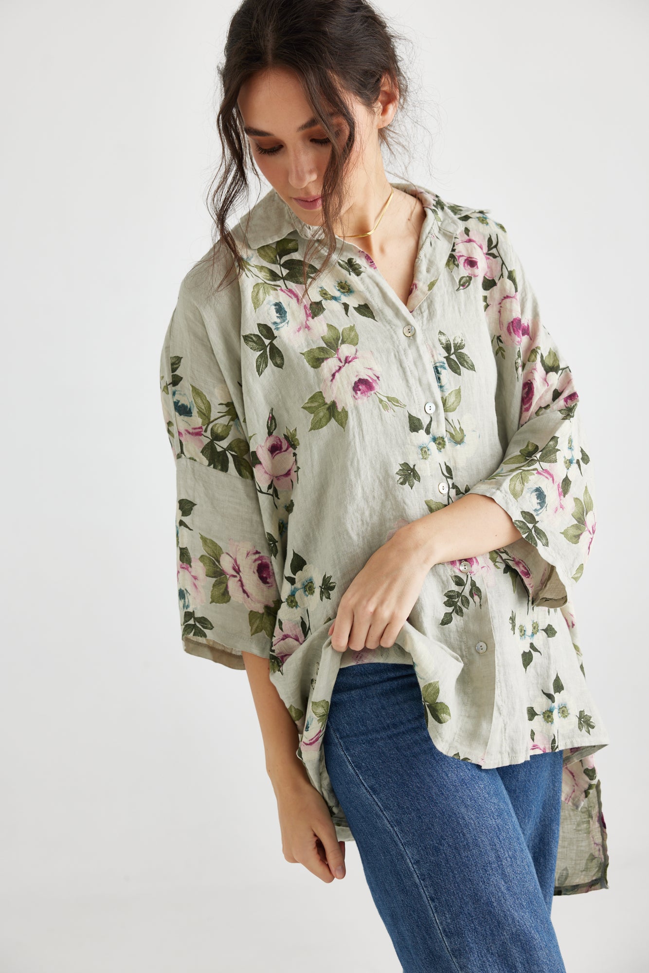 Teddie floral linen shirt. Natural