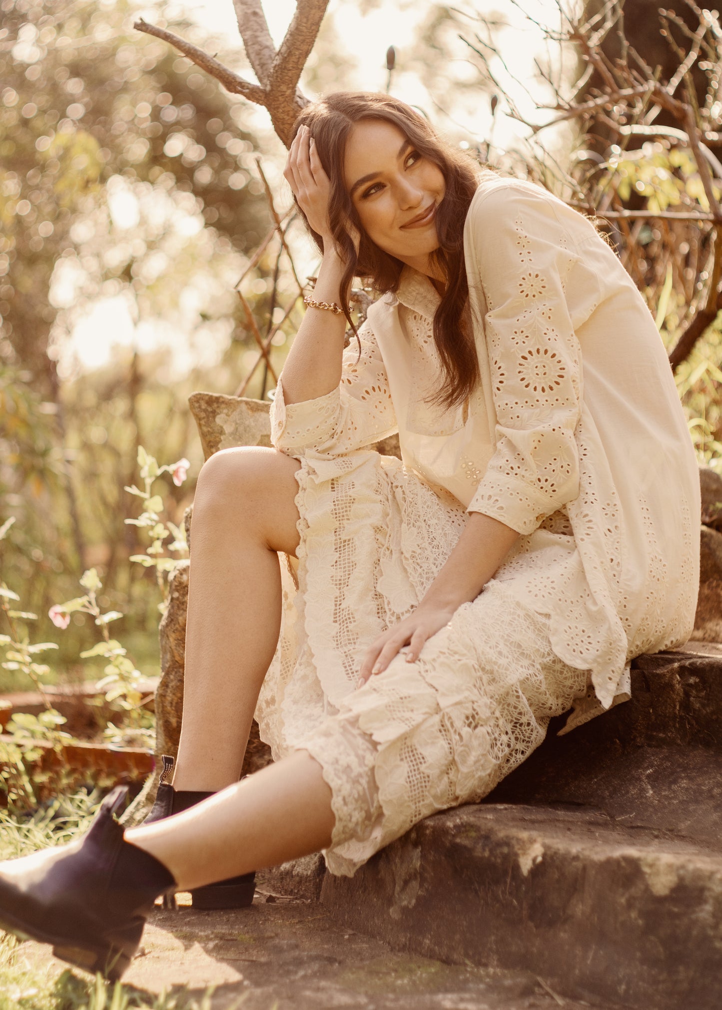 Gwendolyn long lace shirt. Cream