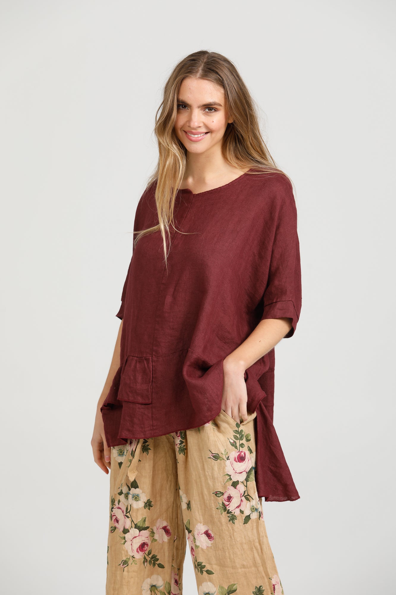 Sorrento linen top. Wine