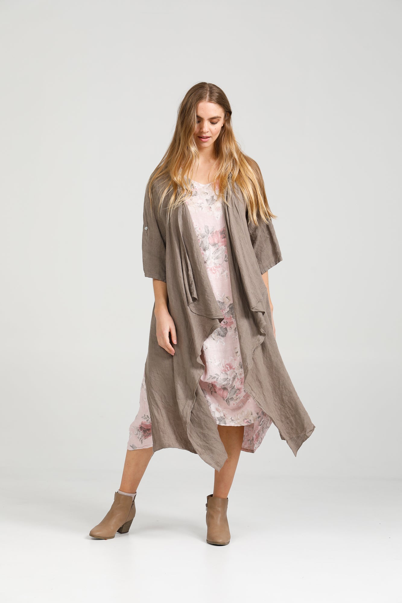 Sabine Linen Duster coat. toasted almond.