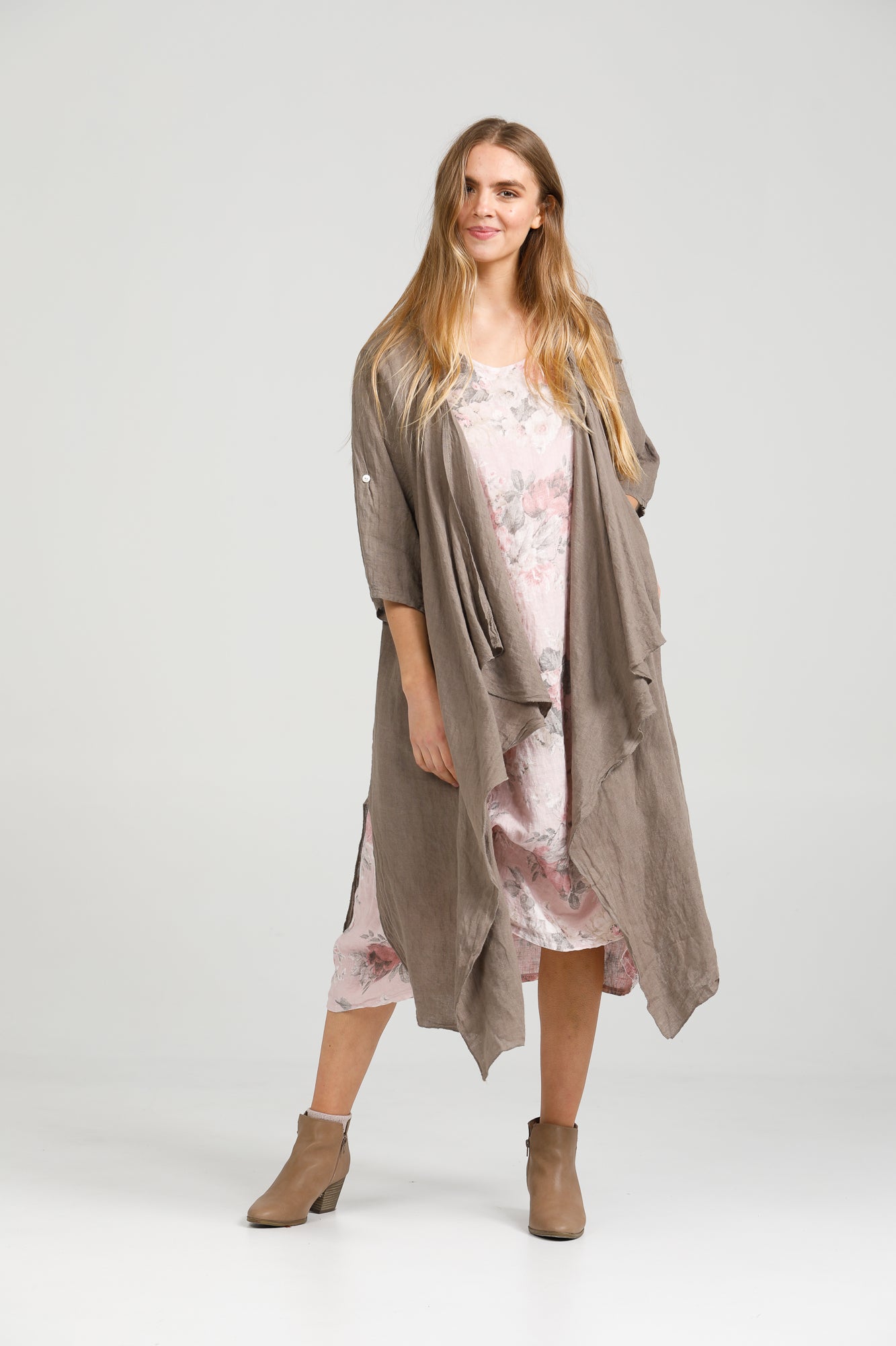Sabine Linen Duster coat. toasted almond.