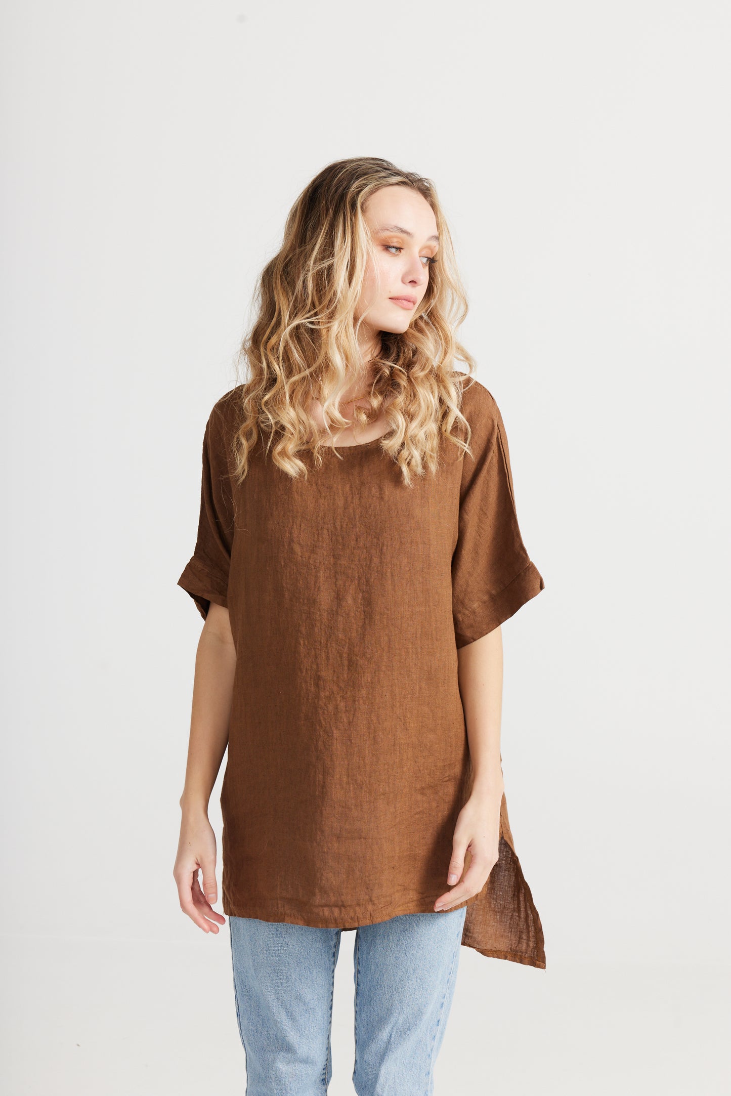 Contessa linen top. tobacco