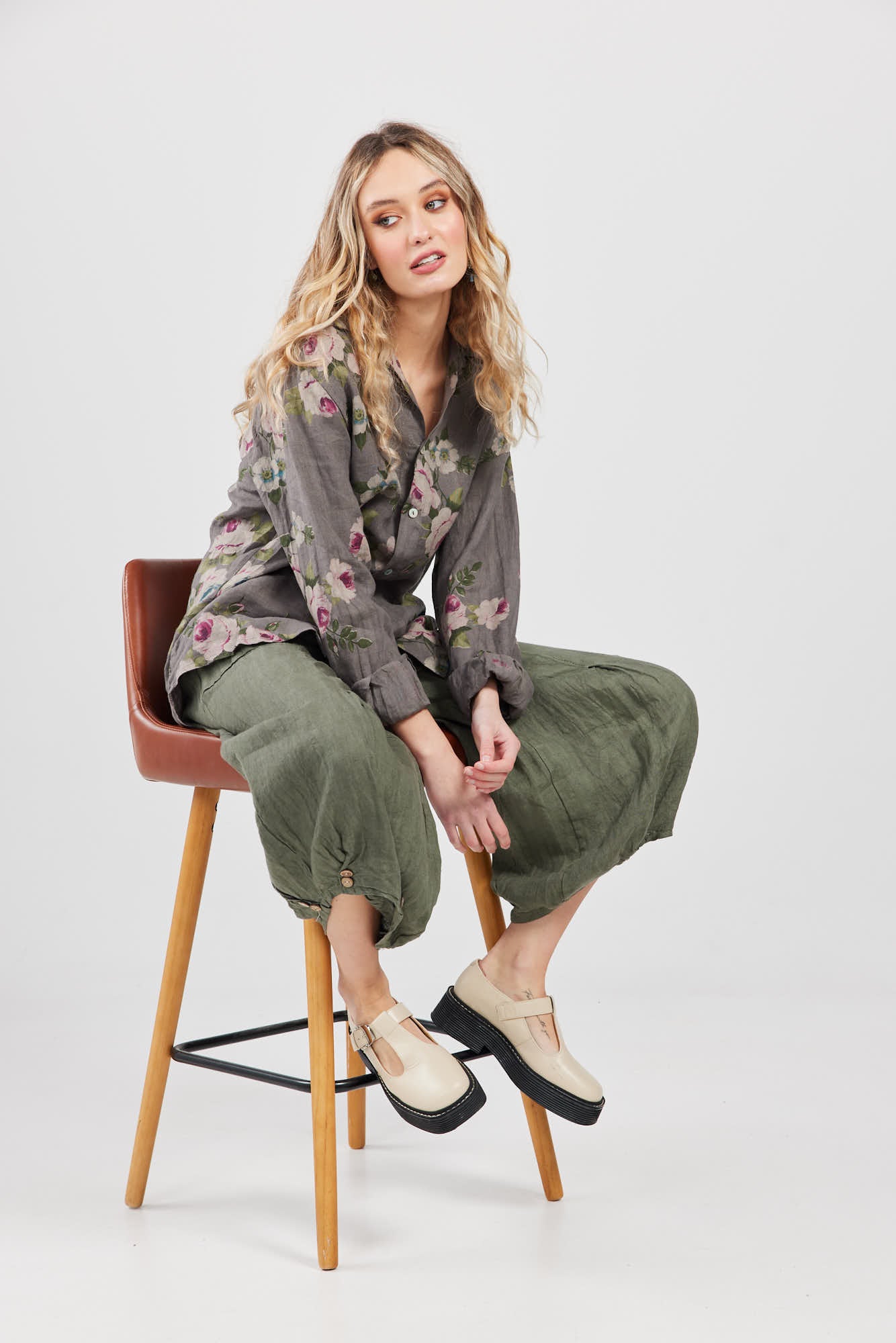 Lulu Linen Pants. Khaki
