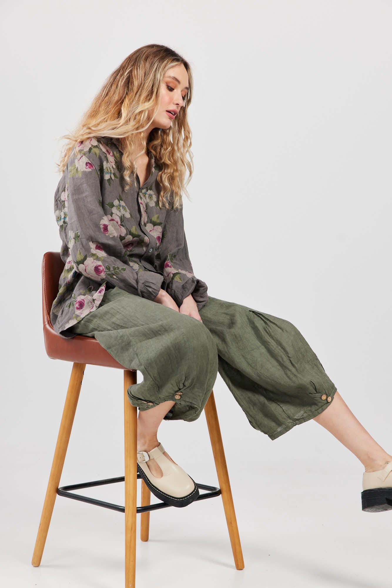 Lulu Linen Pants. Khaki