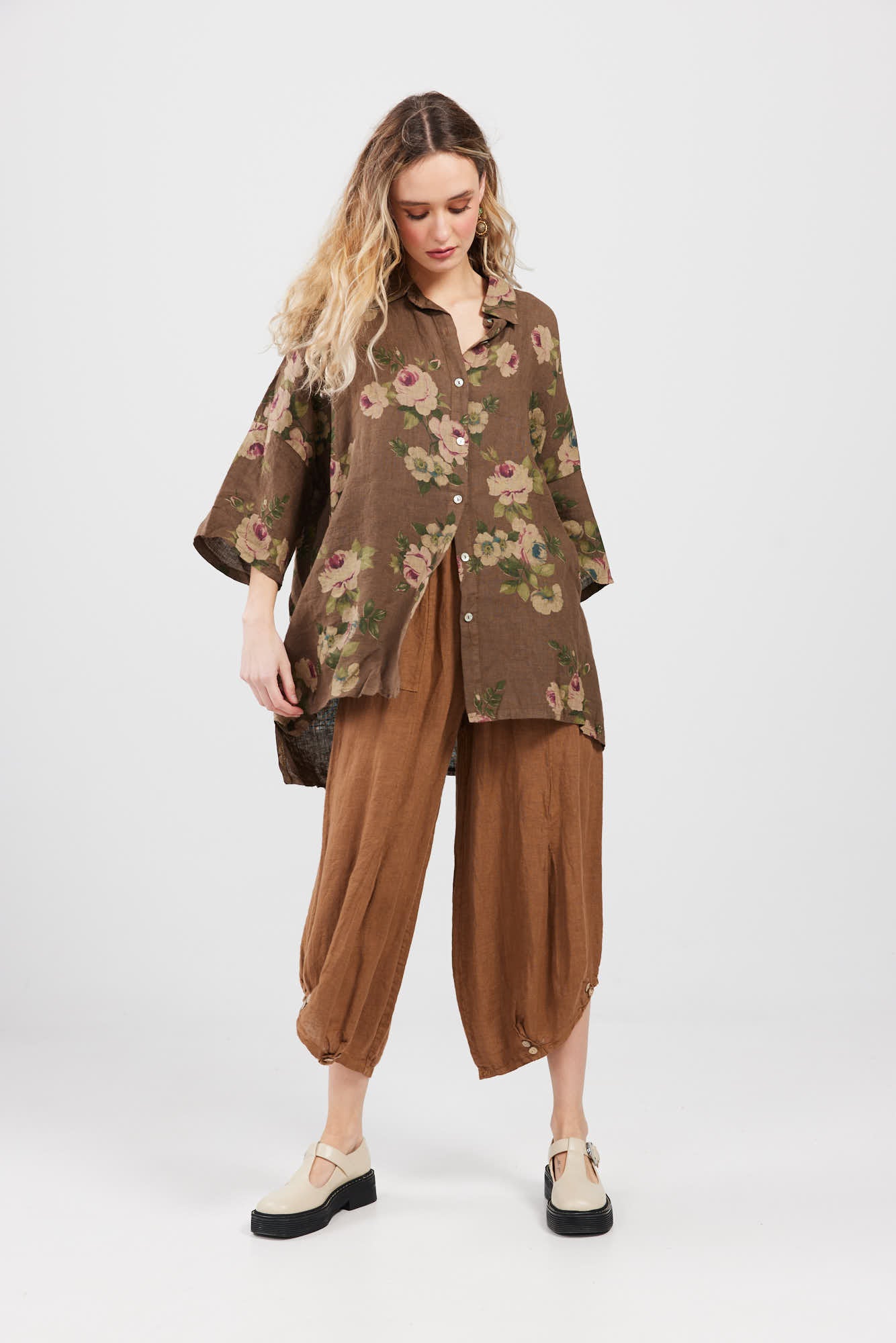 Teddie floral shirt. Chocolate