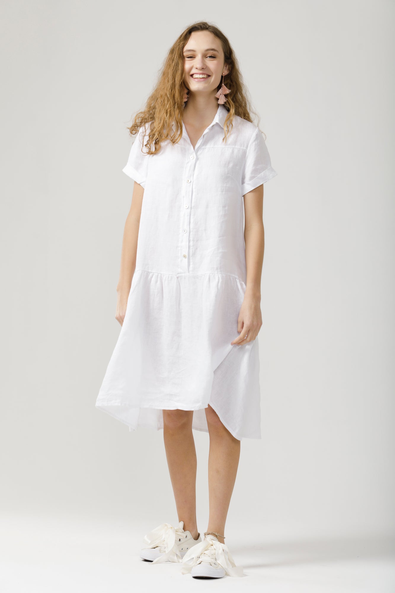 Linen dress. Lucia. White