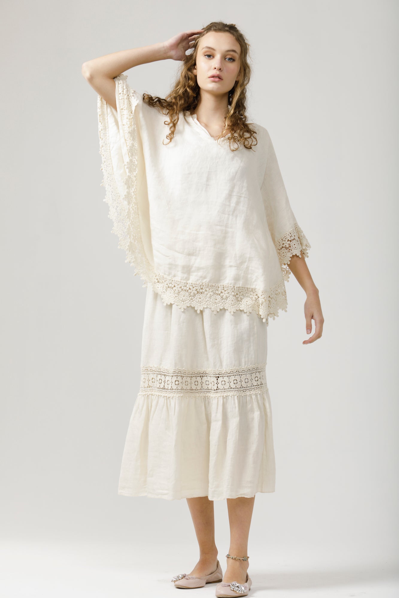 Linen and lace Capri skirt.
