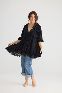 Florizel top. Ebony.