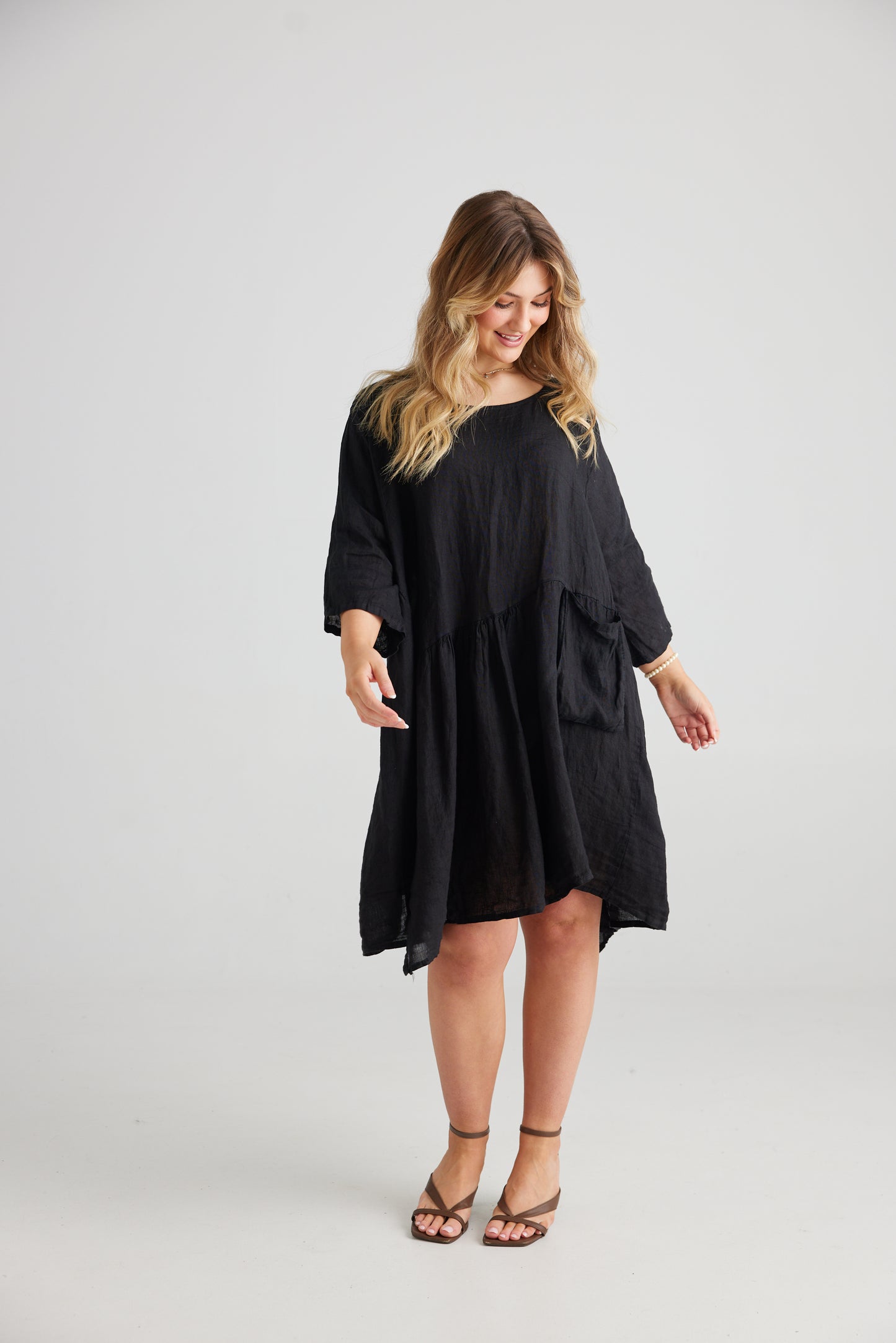 Clarissa Linen dress. Black