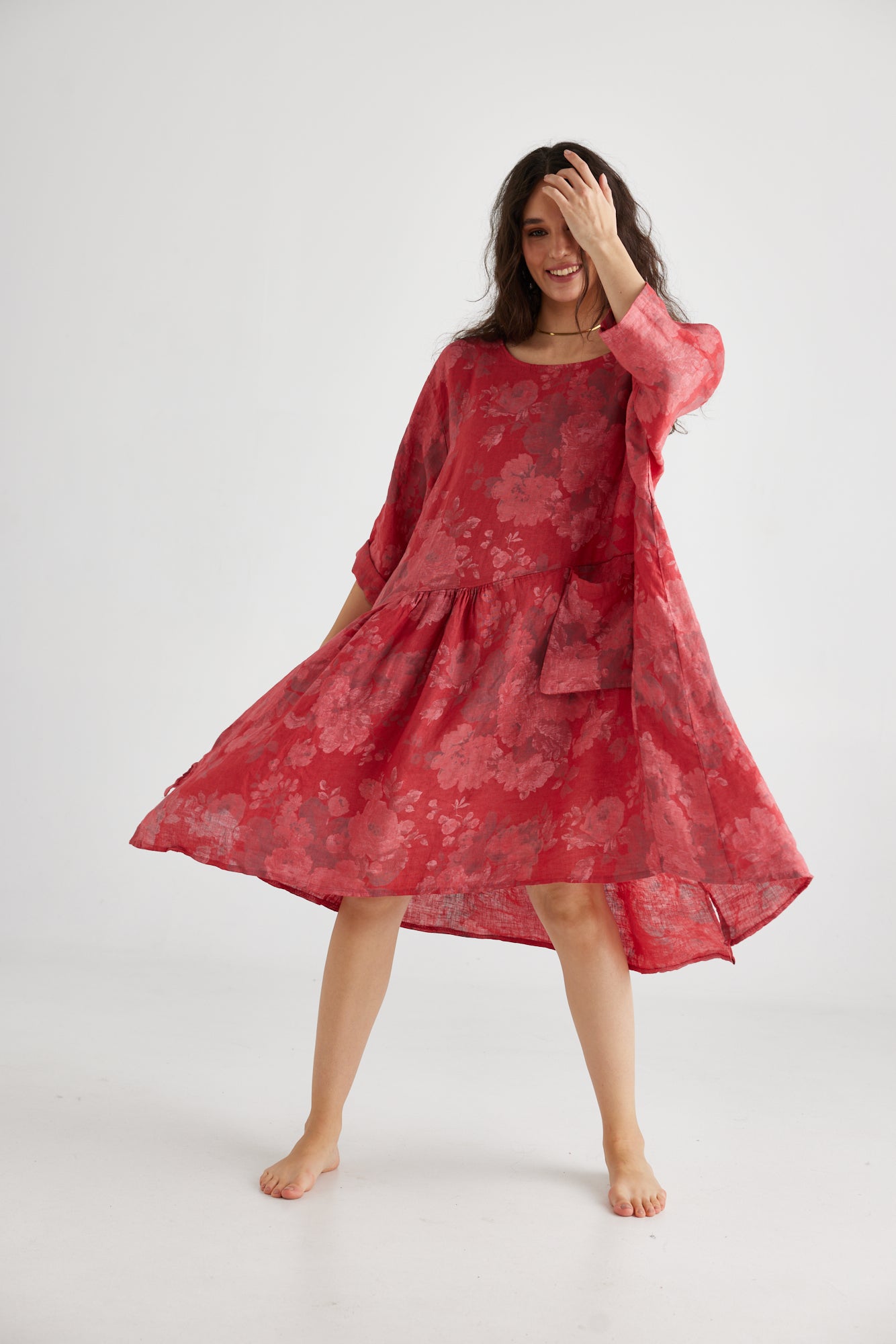 Clarissa linen dress . Red Rose