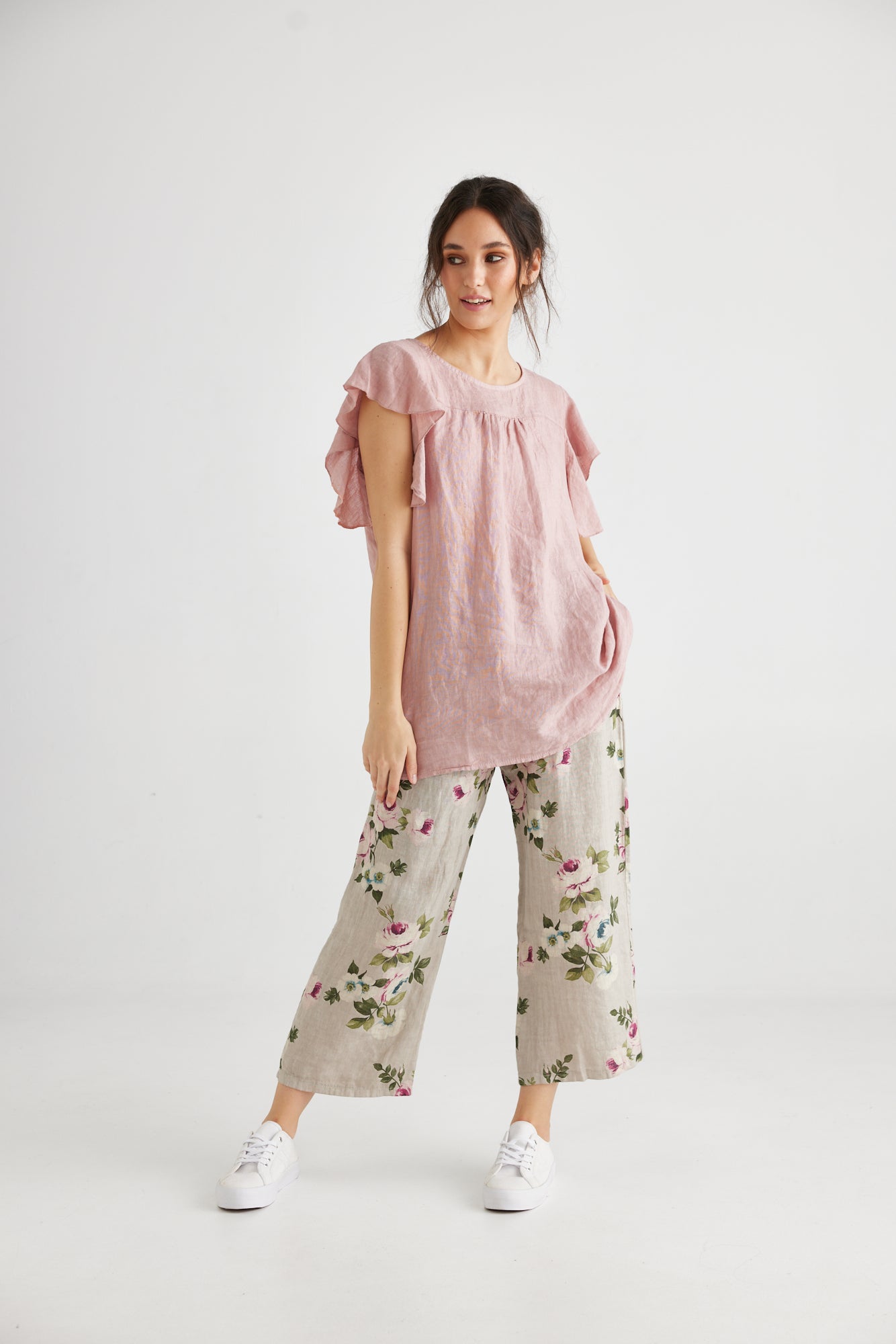 Bella linen ruffle sleeve top. Antique Rose