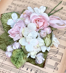 Rose & Hydrangea posy.
