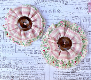 Flower Pin. Stripes & Roses