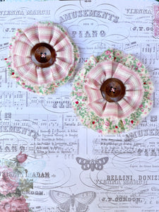 Flower Pin. Stripes & Roses