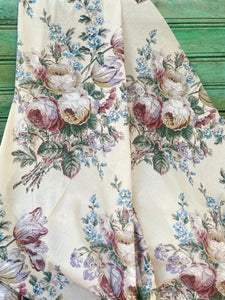Poetry of Flowers Fabric Collection. Autumn Rose Bouquet.
