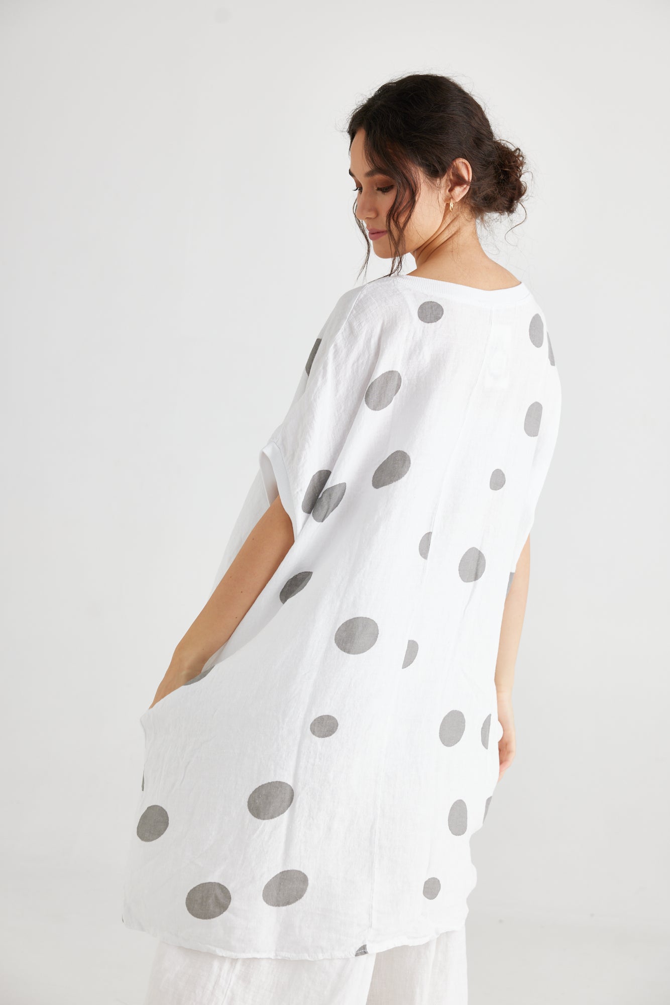 Rosabella Linen top. White and Taupe Polka dot.
