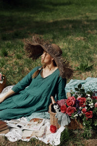 Stella linen dress. Emerald