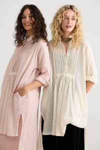 Prairie Long cotton lace shirt.  Powder Pink