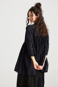 Shalimar silk and cotton top. Ebony