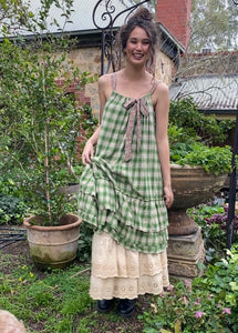 London Dress. Green & floral tie