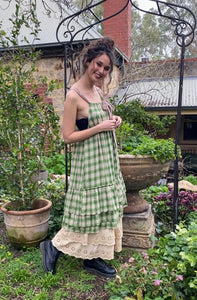 London Dress. Green & floral tie