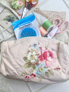 Vintage quilted floral pencil case. Pink