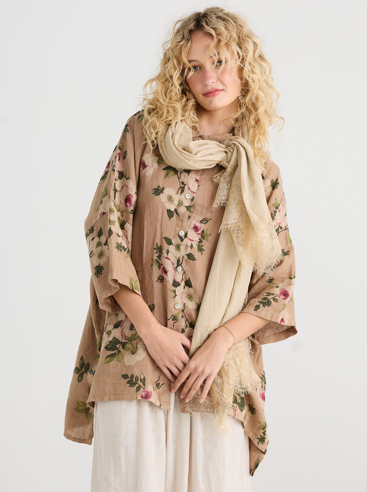 Midsummer`s Dream cotton and lace scarf. Oatmilk