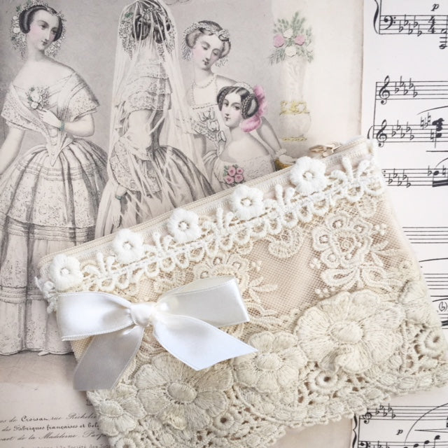 Large Lace zip bags. lace purse