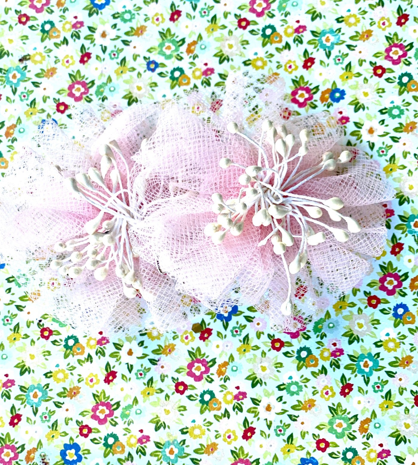 Fairy flower child`s brooch set / hairclips . Pink.