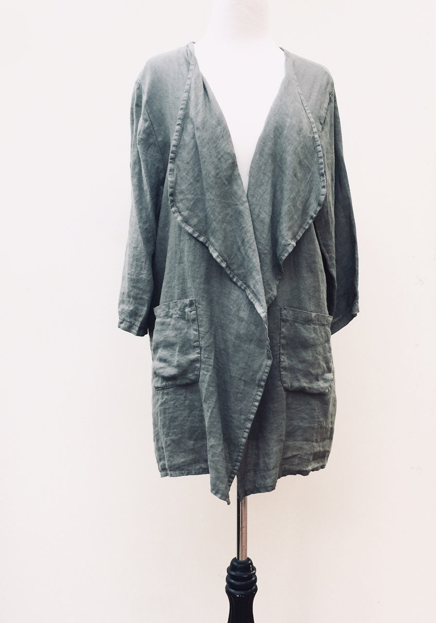 Sabine short linen jacket.