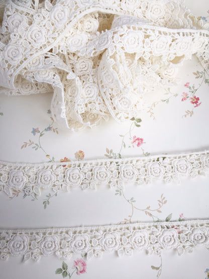 guipure narrow rose lace