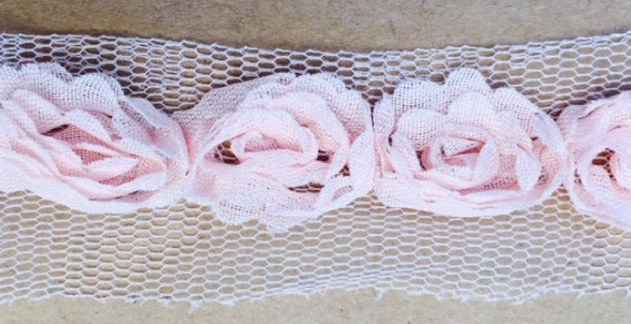 ROSEBUD  TRIM PINK