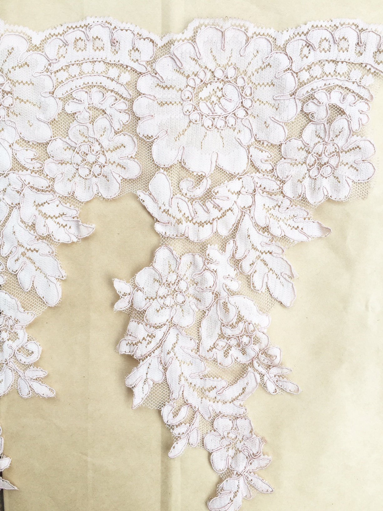 scalloped corded lace. marie antoinette pink