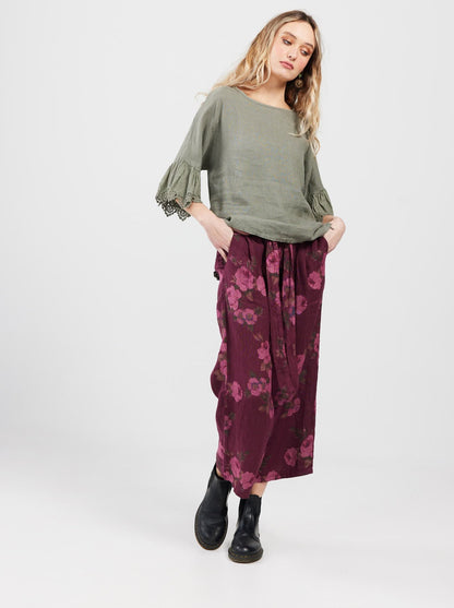 Eva Floral linen pants. Bordeaux