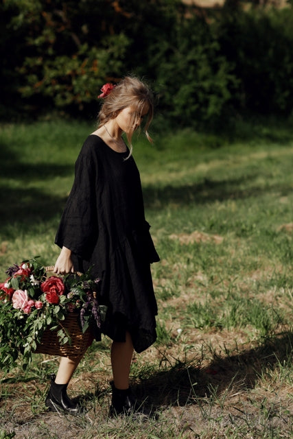 Clarissa Linen dress. Black