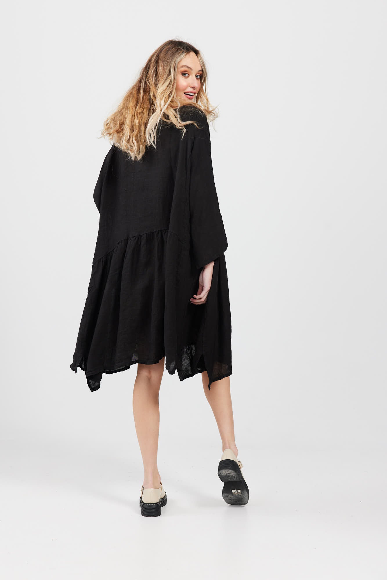 Clarissa Linen dress. Black