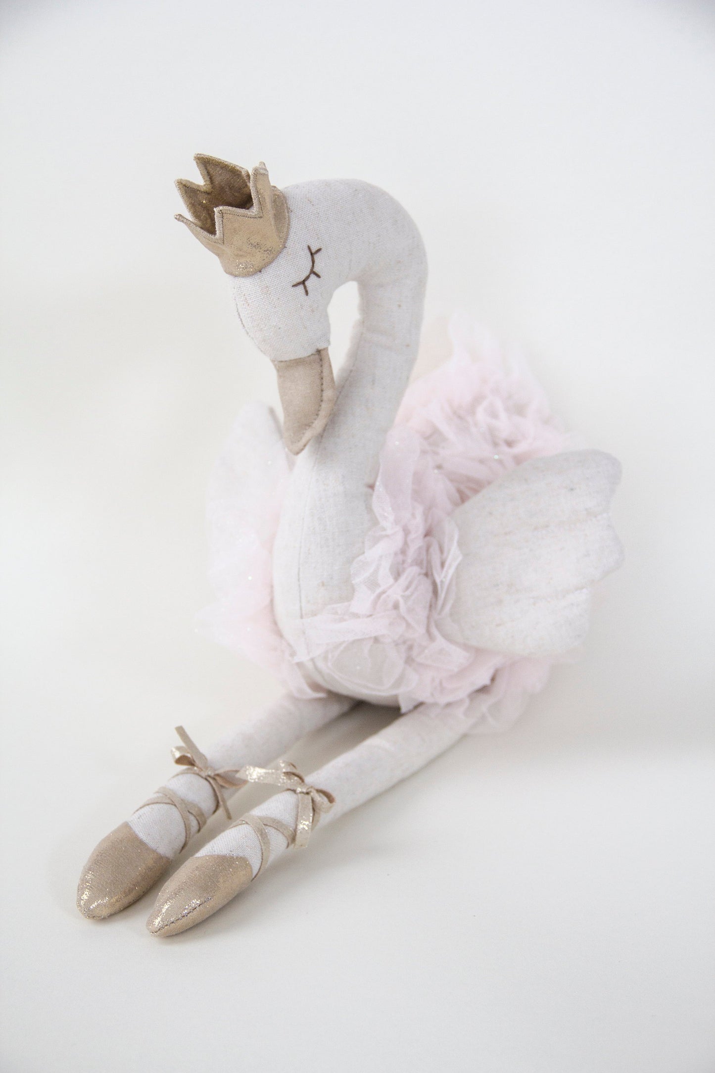 Princess Ophelia the swan. Blush or Ivory.