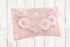 Lace clutch purse. Pale pink.