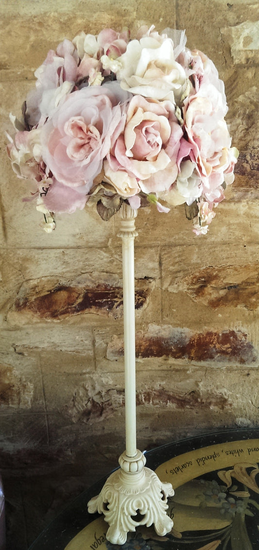 Rose Bonnet lamp. Pale Pink & Cream Flowers