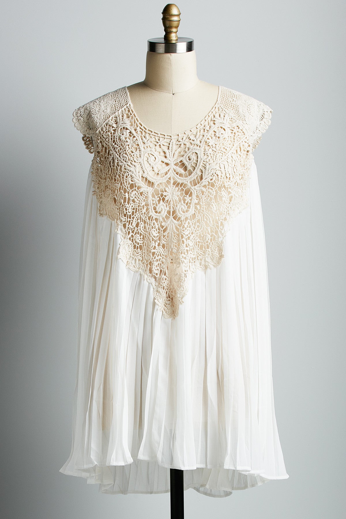 Gabriella Dress. lace dress.