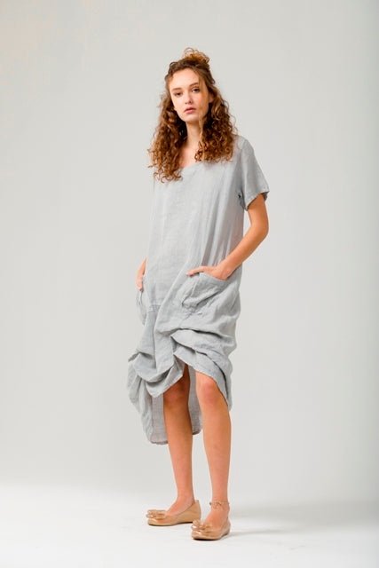 Primavera linen dress. Pale grey.